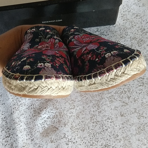 Nine West Floral Jacquard Mules - Picture 7 of 8